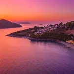 Adrina & Szálloda Panormos (Skopelos)