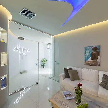 Adrina & Hotel 5*