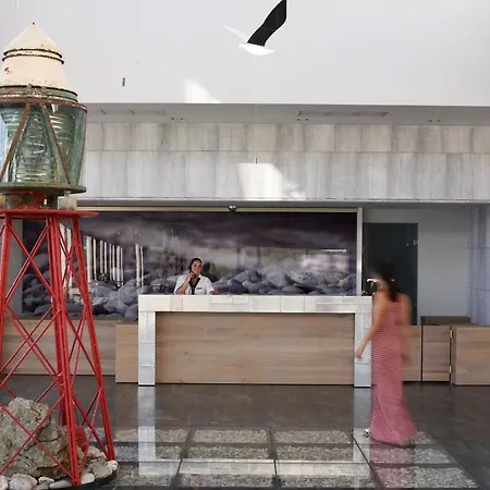 Adrina & Ξενοδοχείο Panormos (Skopelos)