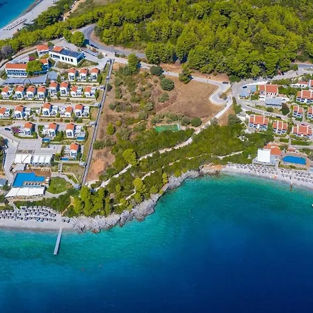 Hotel Adrina &