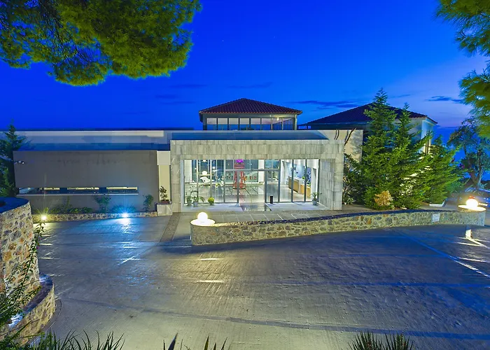 Adrina & Ξενοδοχείο 5*