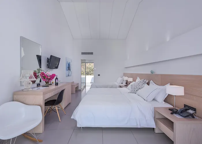 Adrina & Hotel Panormos (Skopelos)