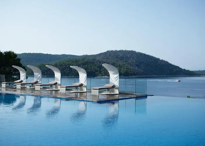 Ξενοδοχείο Adrina & 5*