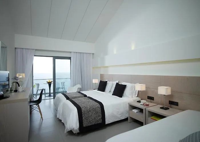 Adrina & Hotel Panormos (Skopelos)