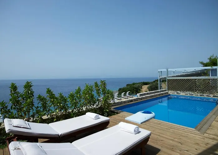 Adrina & Ξενοδοχείο Panormos (Skopelos)